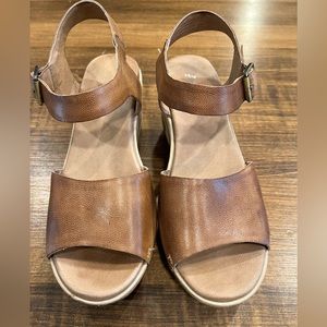 Antelope sandals brown